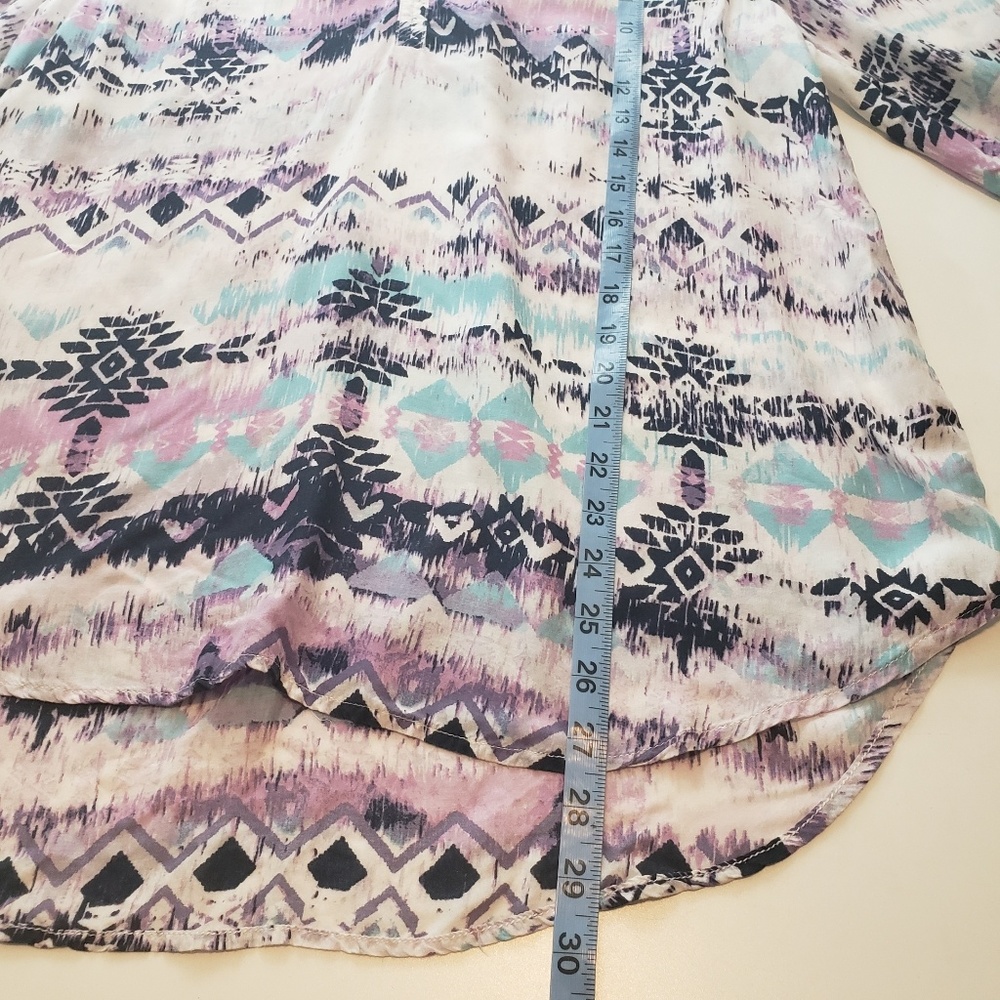 Beach Lunch Lounge Boho Vneck Blouse - Picture 4 of 6